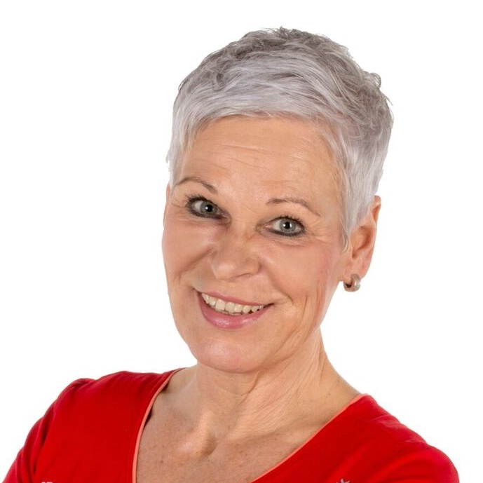 Petra Salehi trainer photo
