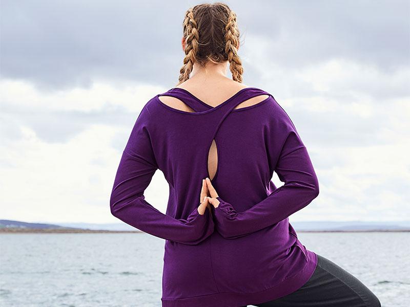 Welcher Sport verbrennt am meisten Kalorien? Abhängig von der Yoga-Art verbrennst du in 1 Stunde durchschnittlich zwischen 100-320 Kalorien.