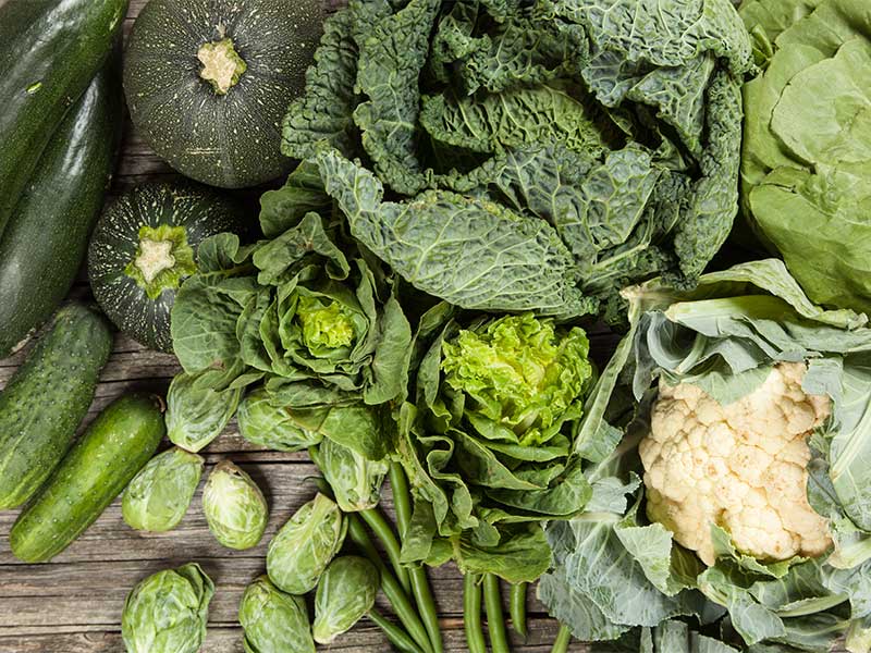 Während des Eisprungs sollten möglichst viele verschiedene Gemüsesorten auf deinem Teller landen. Hier brauchst du viele Ballaststoffe.