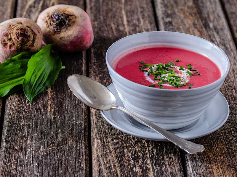 Rezept: Rote-Bete-Suppe Rote-Bete-Suppe ist perfekt für kalte Tage, schmeckt lecker und ist mega gesund.
