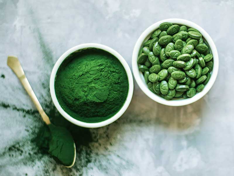 Nährstoffe und Proteingehalt von Algen, Mikroalgen vs. Makroalgen, Algen-Rezepte + FAQ.