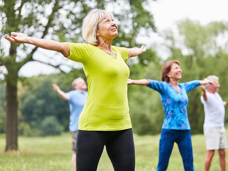 Qi-Gong-Übung: Den Brustraum öffnen