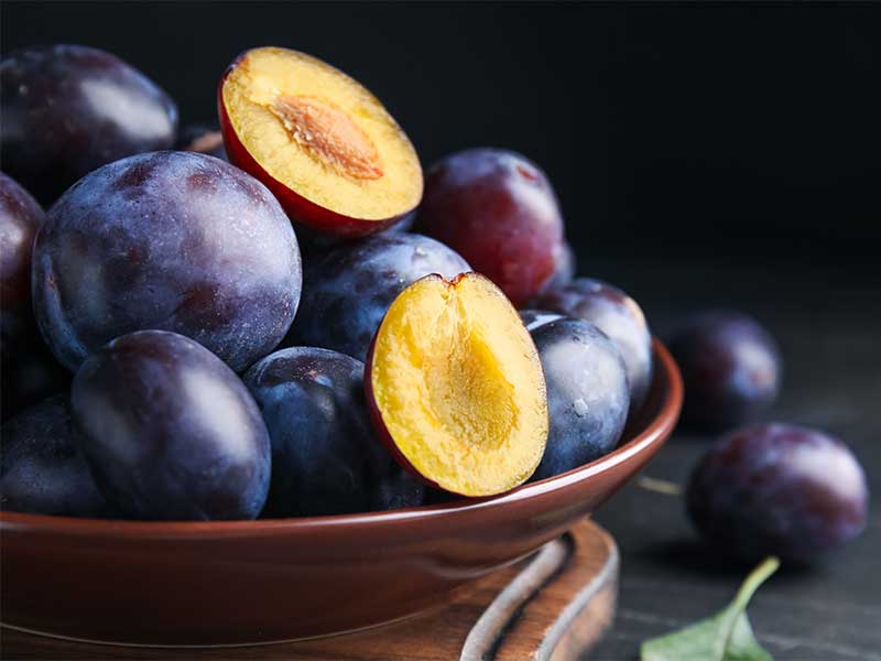 Antioxidantien in Pflaumen Pflaumen gehören zu den Früchten mit dem höchsten Antioxidantien-Gehalt.