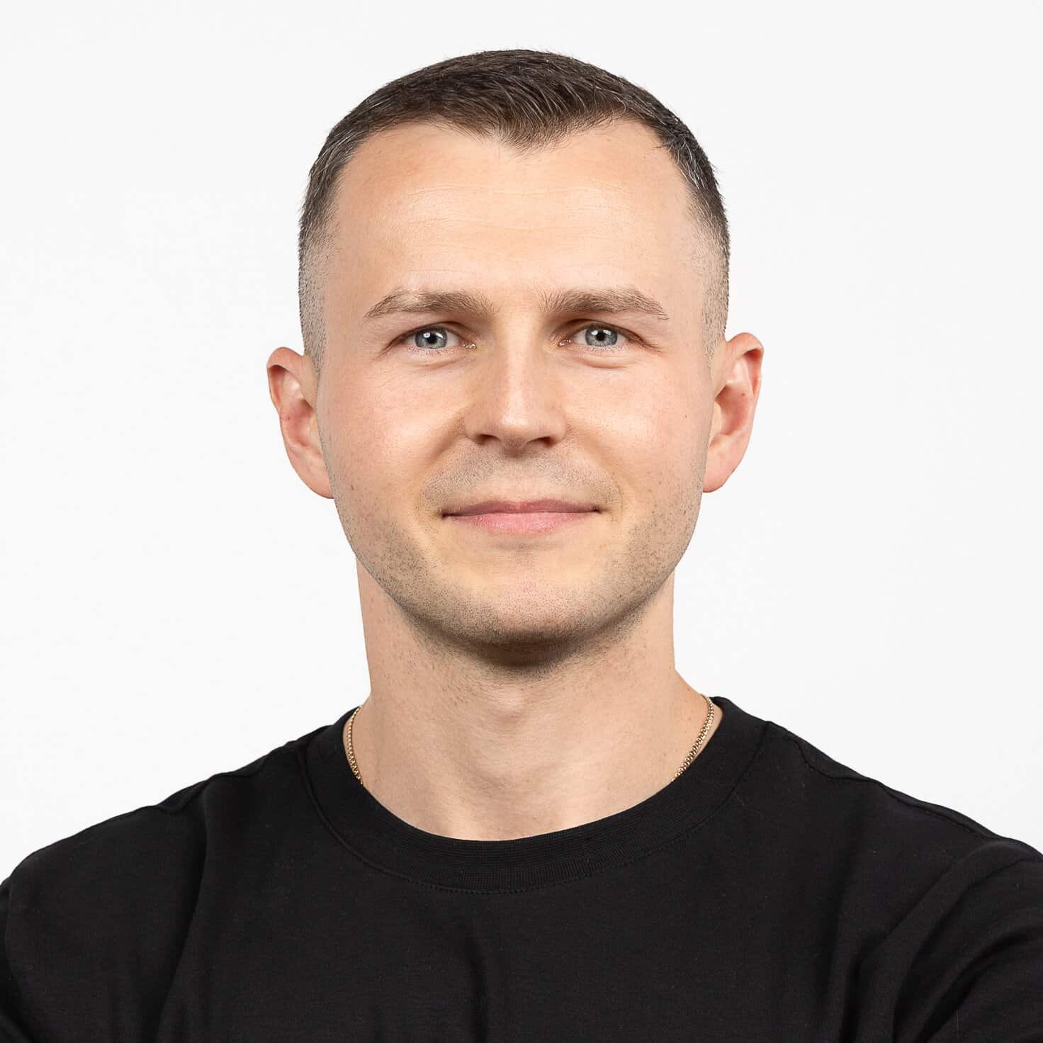 Igor Shukow trainer photo