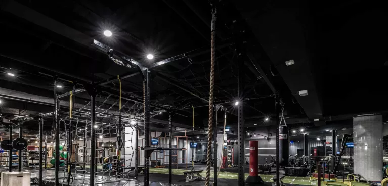 Fitnessstudio S lz mit Kleingruppen Fitness First