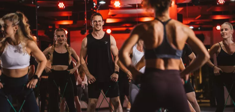 Step & Tone bei Fitness First