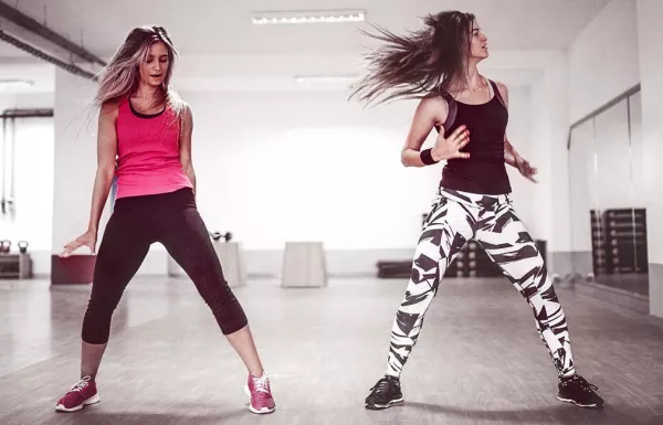 Zumba Kurse bei Fitness First