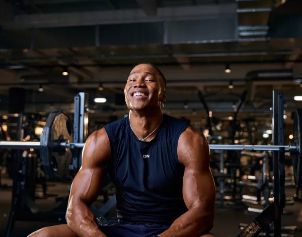 Fitness First Mann lachend Fitness First Mann lachend