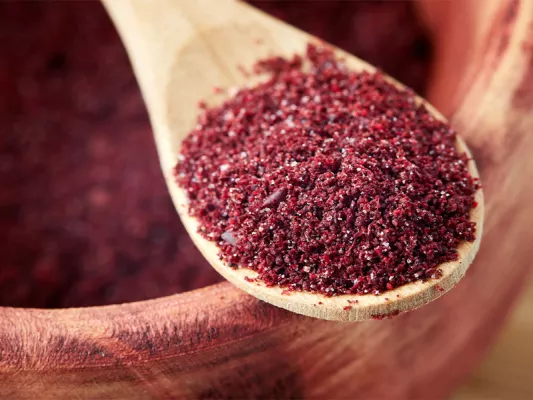 Baue scharfe Gewürze in deine Ernährung ein! Chili, Cayenne-Pfeffer & Co.